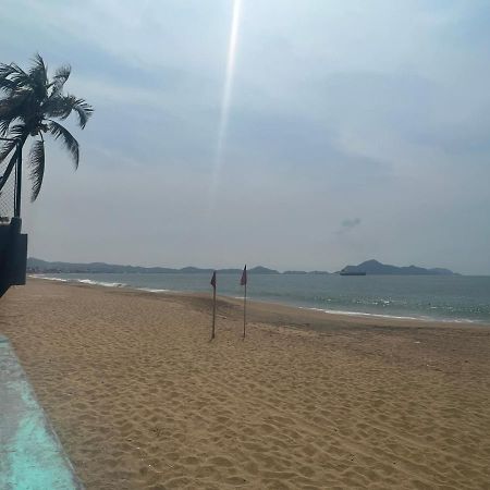 Departamento Todo Cerca Playa Azul Appartement Manzanillo Buitenkant foto