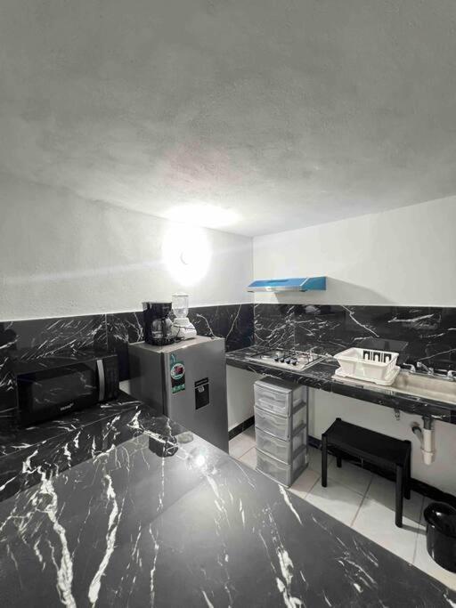 Departamento Todo Cerca Playa Azul Appartement Manzanillo Buitenkant foto