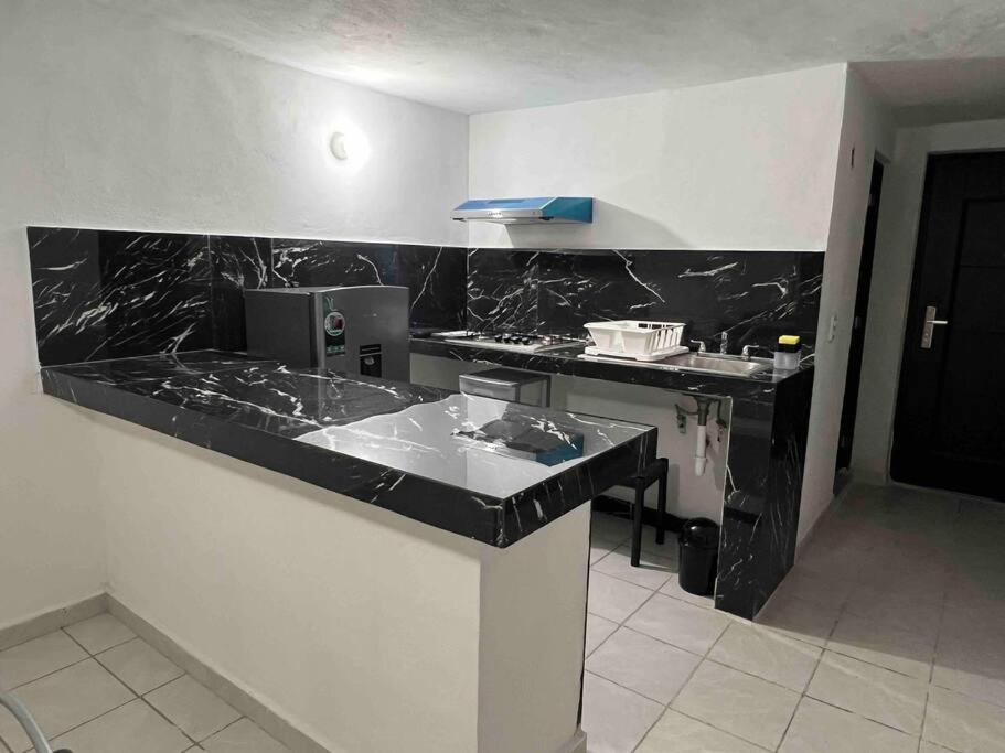 Departamento Todo Cerca Playa Azul Appartement Manzanillo Buitenkant foto